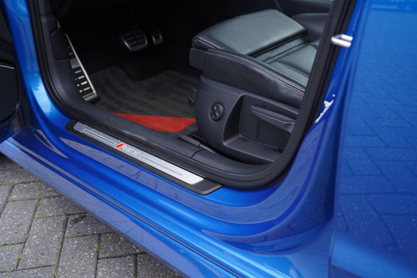 Audi RS3 Sportback 2.5 TFSI RS 3 Quattro | 400PK | Schuif/kanteldak | RS-zetels | Camera | Virtual Cockpit | SepangBlau |