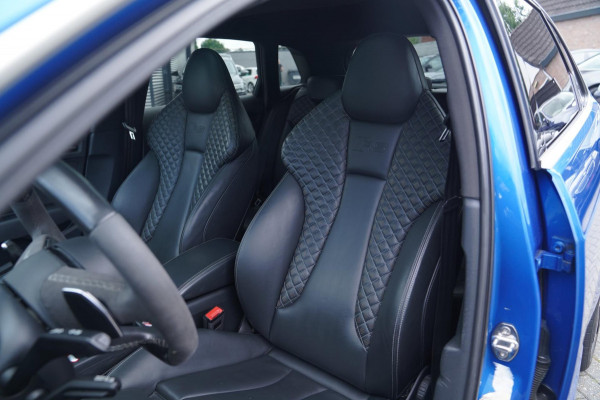 Audi RS3 Sportback 2.5 TFSI RS 3 Quattro | 400PK | Schuif/kanteldak | RS-zetels | Camera | Virtual Cockpit | SepangBlau |
