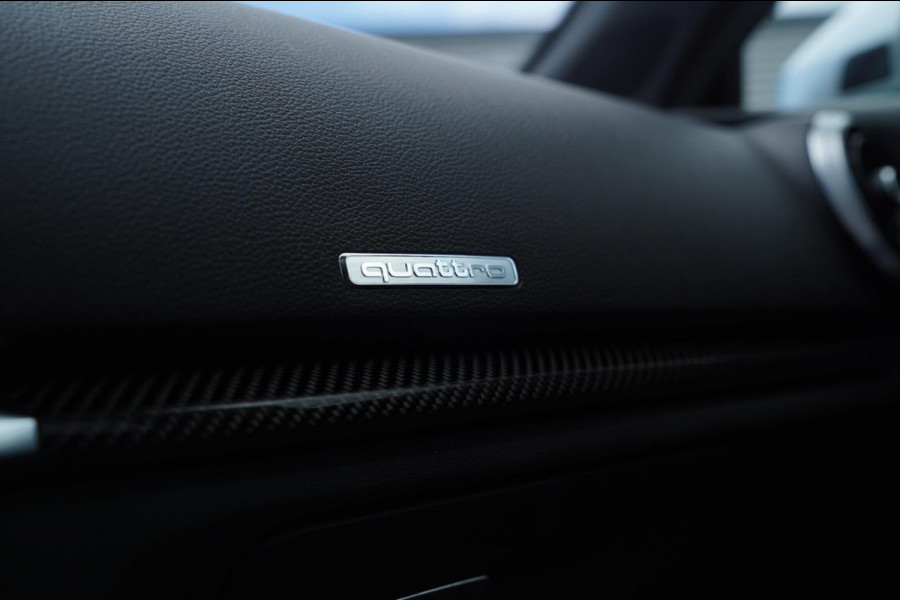 Audi RS3 Sportback 2.5 TFSI RS 3 Quattro | 400PK | Schuif/kanteldak | RS-zetels | Camera | Virtual Cockpit | SepangBlau |
