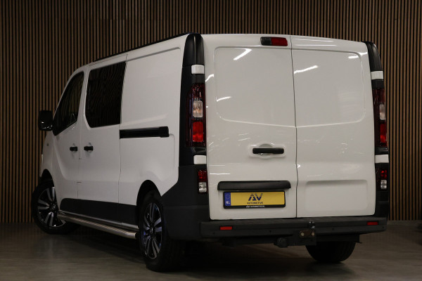 Renault Trafic 2.0 dCi 145 PK L2H1 DC | 6-Zitter | LED | Cruise control | Camera | Trekhaak | Sidebars | Dubbel cabine | NAP Logisch | Nieuwe APK