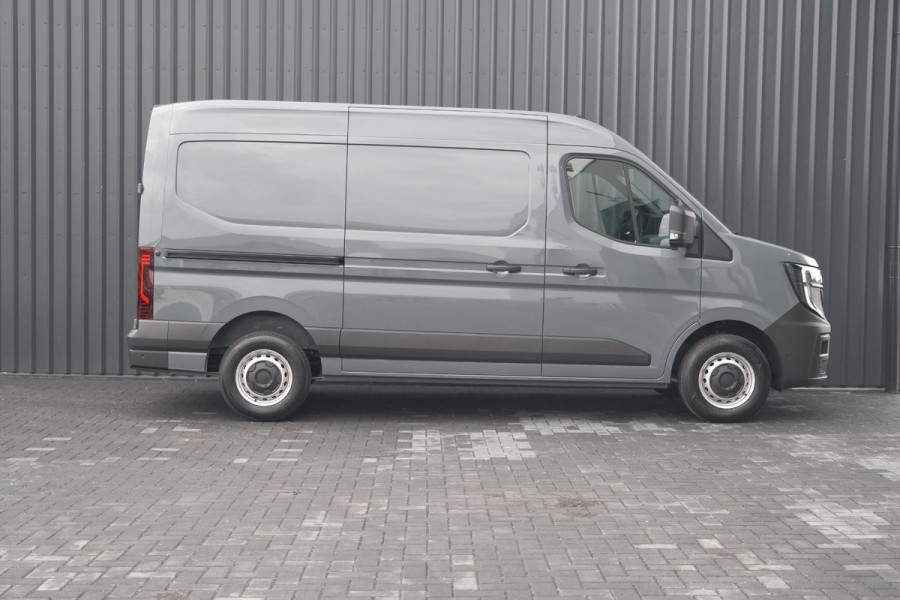 Renault Master T35 2.0 dCi 150 L2H2 Extra | Trekhaak | Camera | Vloerplaat | Apple Carplay