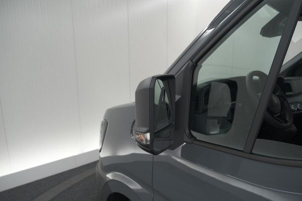 Renault Master T35 2.0 dCi 150 L2H2 Extra | Trekhaak | Camera | Vloerplaat | Apple Carplay
