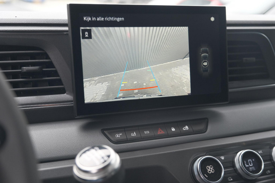 Renault Master T35 2.0 dCi 150 L2H2 Extra | Trekhaak | Camera | Vloerplaat | Apple Carplay