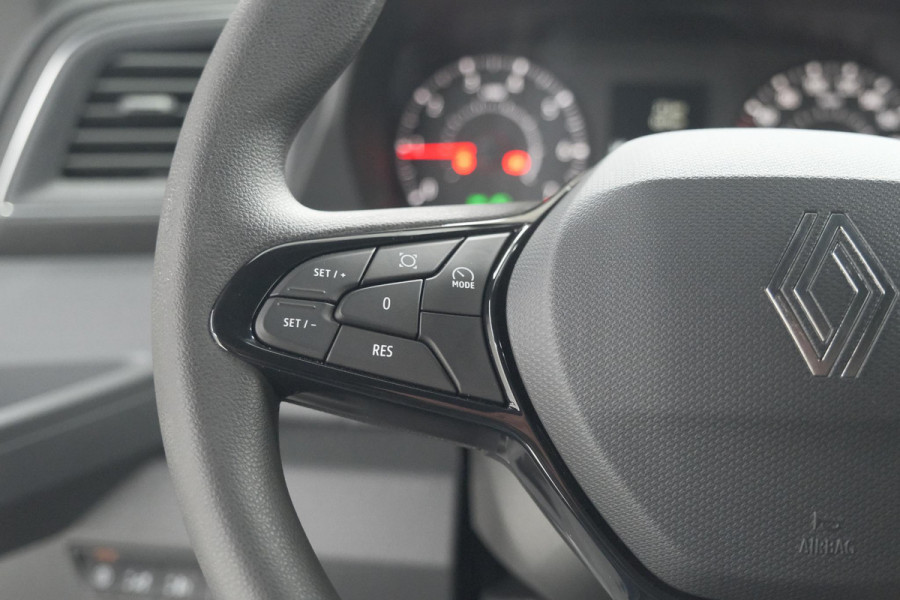 Renault Master T35 2.0 dCi 150 L2H2 Extra | Trekhaak | Camera | Vloerplaat | Apple Carplay