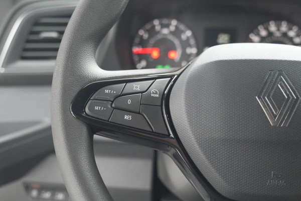 Renault Master T35 2.0 dCi 150 L2H2 Extra | Trekhaak | Camera | Vloerplaat | Apple Carplay