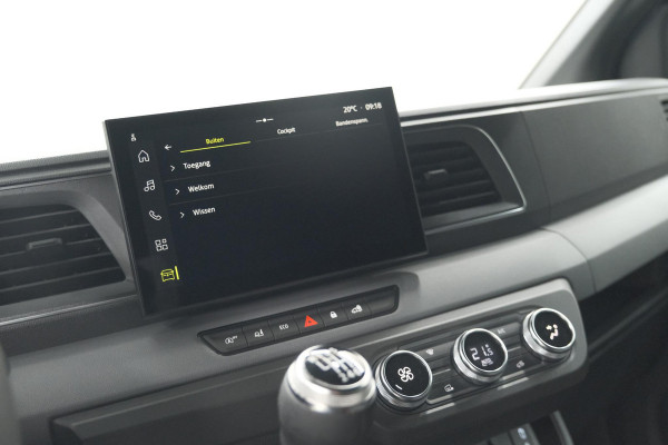 Renault Master T35 2.0 dCi 150 L2H2 Extra | Trekhaak | Camera | Vloerplaat | Apple Carplay