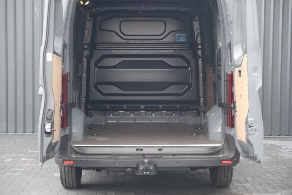 Renault Master T35 2.0 dCi 150 L2H2 Extra | Trekhaak | Camera | Vloerplaat | Apple Carplay