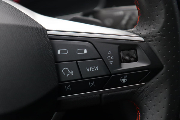 Seat Leon 1.4 TSI eHybrid PHEV FR / Sfeerverl. / Carplay / 1e eigenaar / Keyless Seat Leon 1.4 TSI eHybrid PHEV FR / Sfeerverl. / Carplay / 1e eigenaar / Keyless