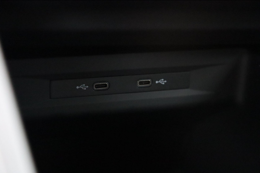 Seat Leon 1.4 TSI eHybrid PHEV FR / Sfeerverl. / Carplay / 1e eigenaar / Keyless Seat Leon 1.4 TSI eHybrid PHEV FR / Sfeerverl. / Carplay / 1e eigenaar / Keyless