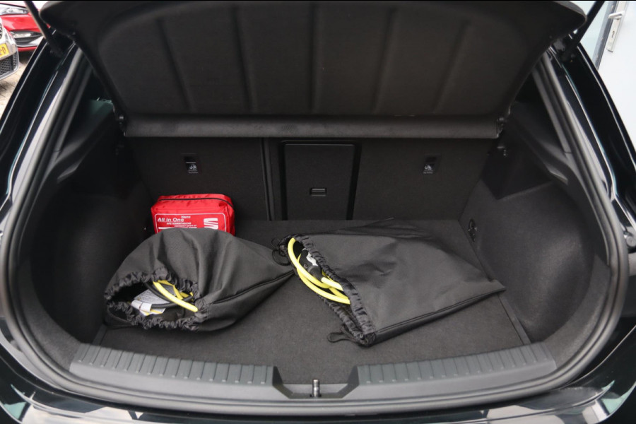 Seat Leon 1.4 TSI eHybrid PHEV FR / Sfeerverl. / Carplay / 1e eigenaar / Keyless Seat Leon 1.4 TSI eHybrid PHEV FR / Sfeerverl. / Carplay / 1e eigenaar / Keyless