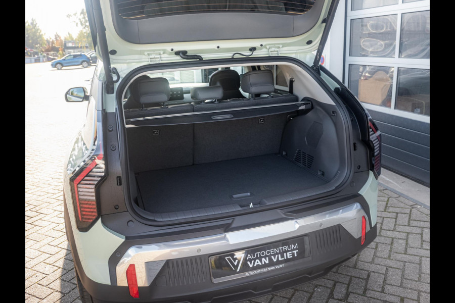 Kia EV3 Plus Advanced 81.4 kWh | Private Lease v.a. € 607,- | Uit voorraad, dus snel rijden | 600km Rijbereik | Navi | 19" | Adapt. Cruise | Clima | Schuif/Kanteldak | Stoel&Stuurverw. | Priv Glass | BSM | Harman Kardon |