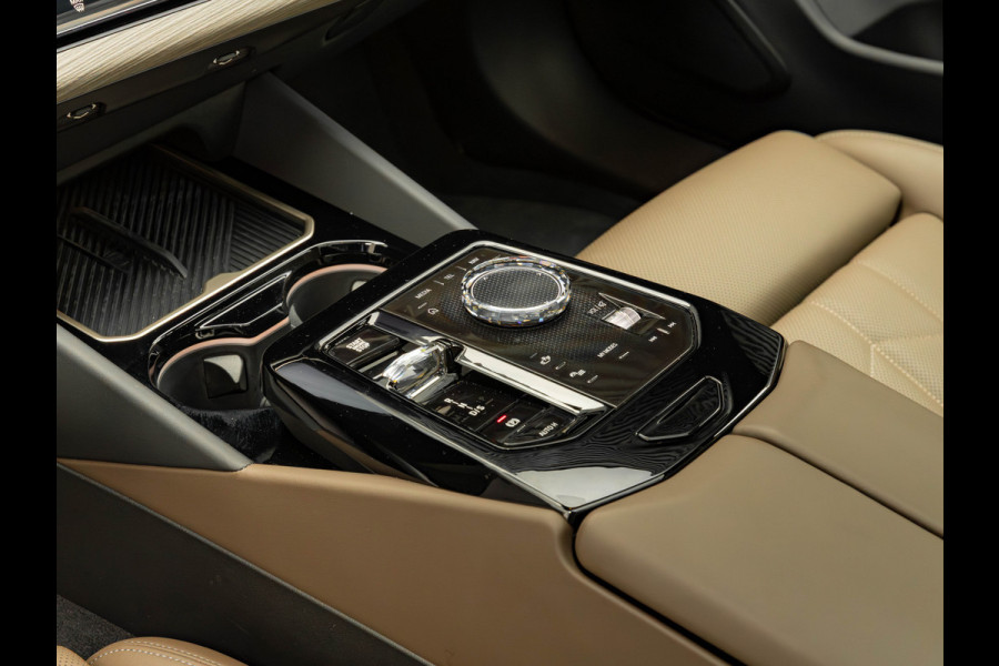 BMW 5 Serie Touring 550e xDrive M-Sport Pro - Pano - Onderstel Prof - Driving Ass Plus - Harman Kardon