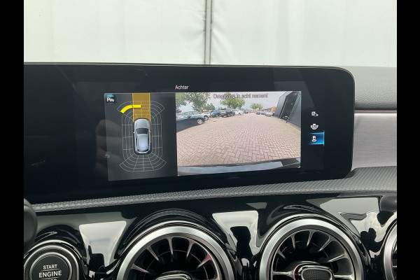 Mercedes-Benz A-Klasse 180 Business Solution AMG Pano Memory Sfeerverl Carplay Led Stoelverw VOL!