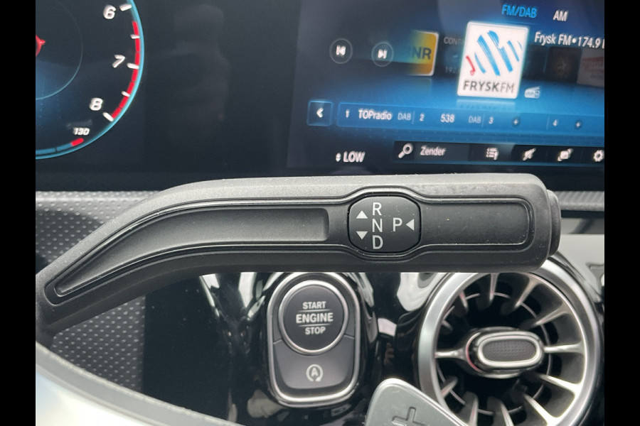 Mercedes-Benz A-Klasse 180 Business Solution AMG Pano Memory Sfeerverl Carplay Led Stoelverw VOL!