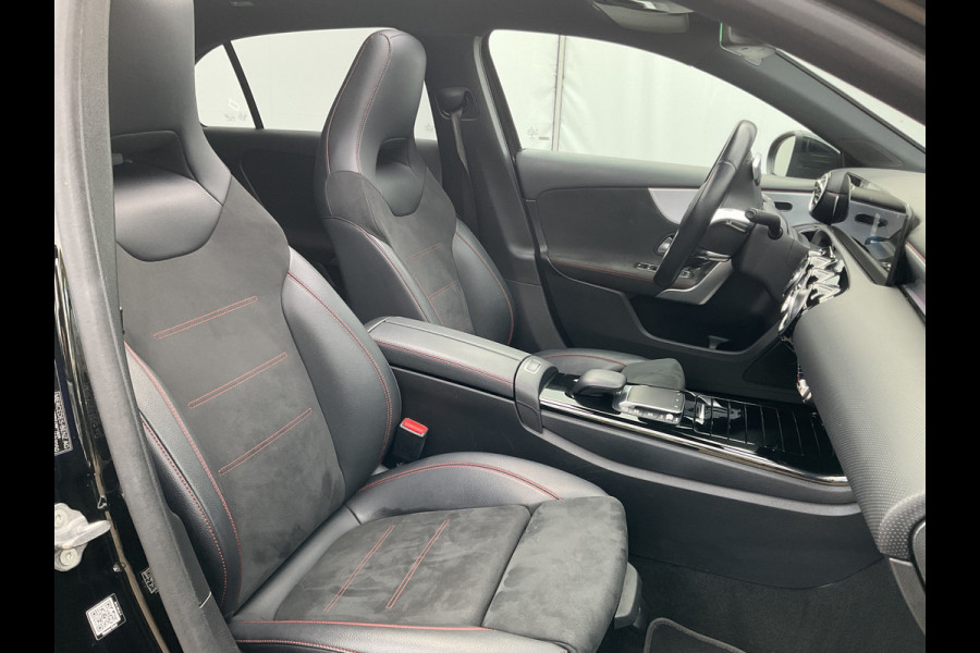Mercedes-Benz A-Klasse 180 Business Solution AMG Pano Memory Sfeerverl Carplay Led Stoelverw VOL!