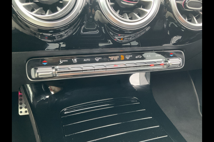 Mercedes-Benz A-Klasse 180 Business Solution AMG Pano Memory Sfeerverl Carplay Led Stoelverw VOL!