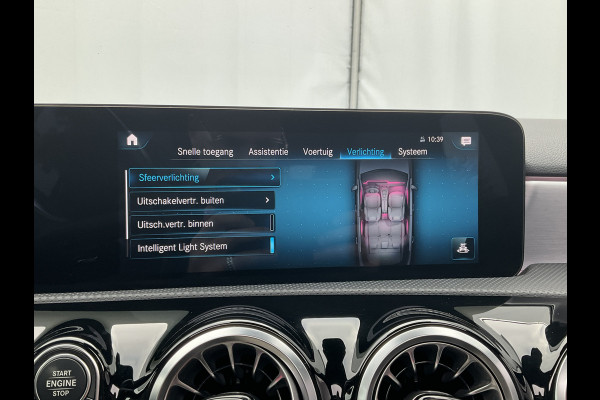 Mercedes-Benz A-Klasse 180 Business Solution AMG Pano Memory Sfeerverl Carplay Led Stoelverw VOL!