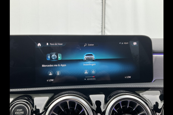Mercedes-Benz A-Klasse 180 Business Solution AMG Pano Memory Sfeerverl Carplay Led Stoelverw VOL!
