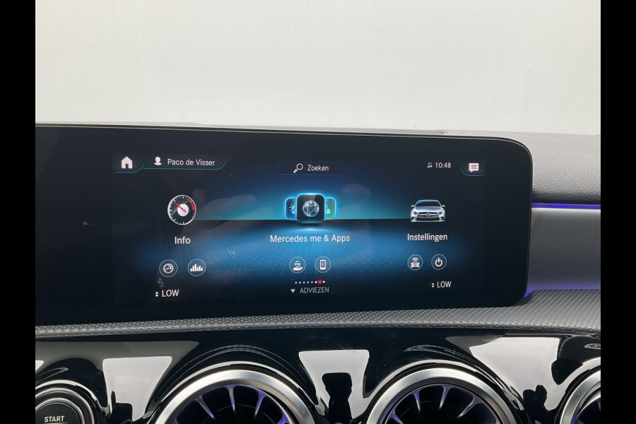 Mercedes-Benz A-Klasse 180 Business Solution AMG Pano Memory Sfeerverl Carplay Led Stoelverw VOL!