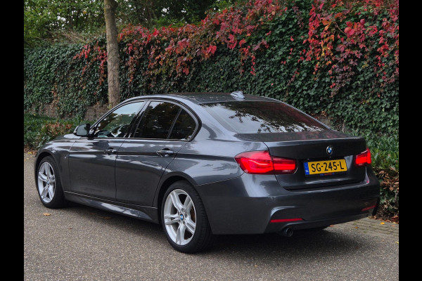 BMW 3-serie M Sport Shadow Executive Edition Apple CarPlay Alcantara LED NAP NL Rijklaar - Garantie inbegrepen!