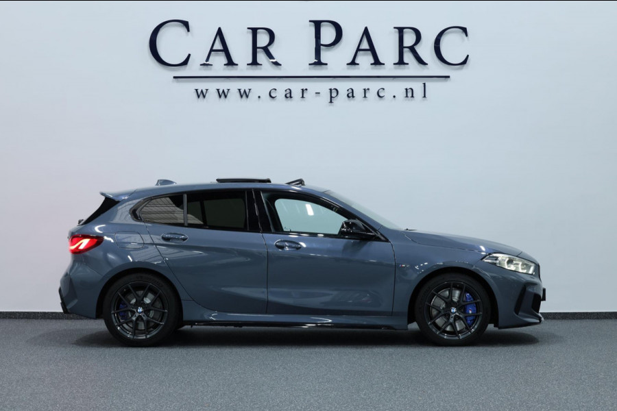 BMW 1-serie M135i xDrive M-PERFORMANCE/LED/VIRTUAL/SFEER/PANO/ALCANTARA+S.VERWARMING/LMV/CRUISE/ECC/12 MND GARANTIE!