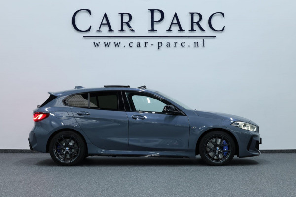 BMW 1-serie M135i xDrive M-PERFORMANCE/LED/VIRTUAL/SFEER/PANO/ALCANTARA+S.VERWARMING/LMV/CRUISE/ECC/12 MND GARANTIE!