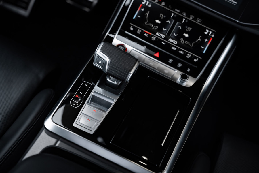 Audi RSQ8 4.0 TFSI quattro - Akrapovic | Panorama | B&O | Massage | Elek. Trekhaak | Memory