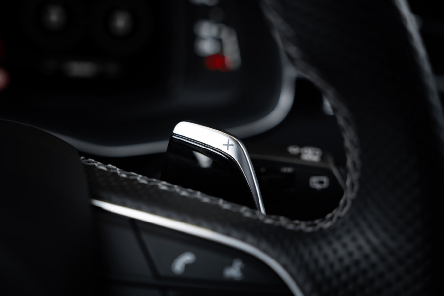 Audi RSQ8 4.0 TFSI quattro - Akrapovic | Panorama | B&O | Massage | Elek. Trekhaak | Memory