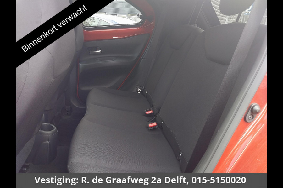 Toyota Aygo X 1.0 VVT-i MT Pulse | Stoelverwarming | Apple Carplay & AndroidAUTO | Privacy Glass | Camera |