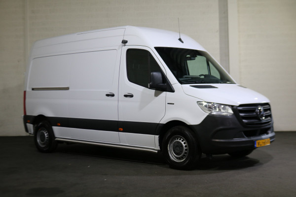 Mercedes-Benz eSprinter L2 H2 55 kWh Airco 270gr Achterdeuren