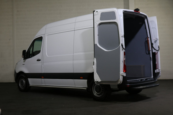 Mercedes-Benz eSprinter L2 H2 55 kWh Airco 270gr Achterdeuren