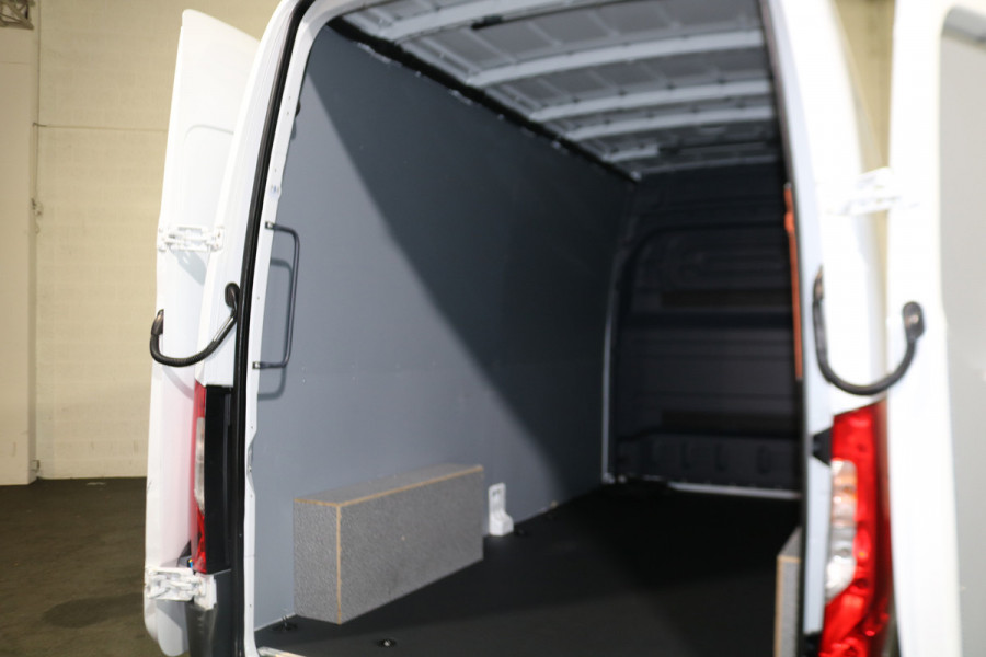 Mercedes-Benz eSprinter L2 H2 55 kWh Airco 270gr Achterdeuren