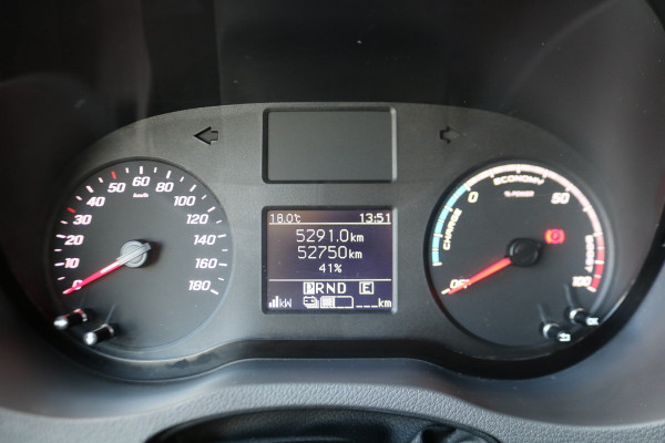 Mercedes-Benz eSprinter L2 H2 55 kWh Airco 270gr Achterdeuren