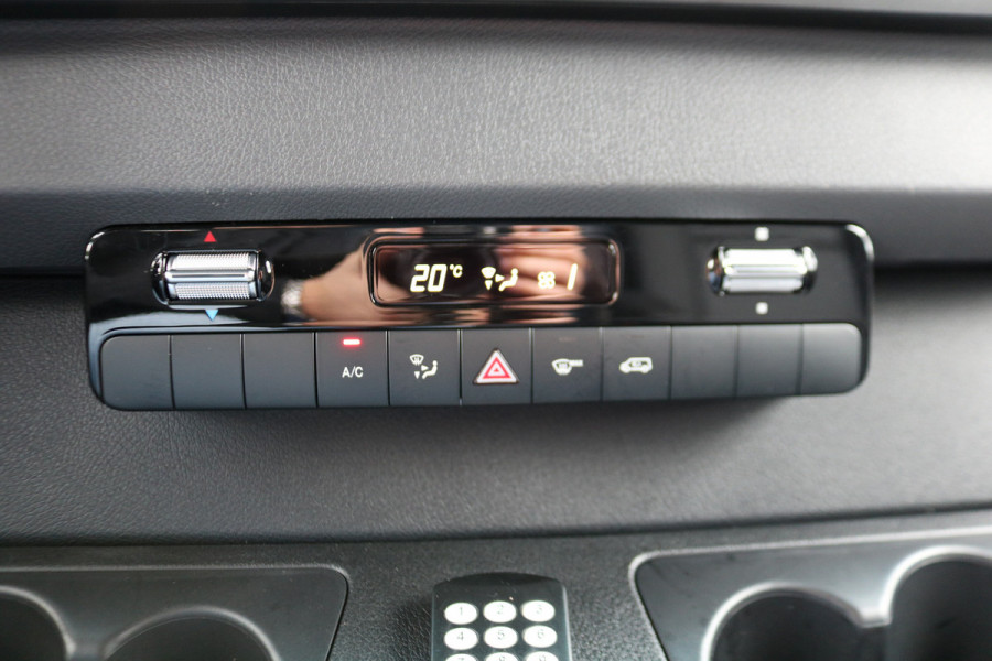 Mercedes-Benz eSprinter L2 H2 55 kWh Airco 270gr Achterdeuren