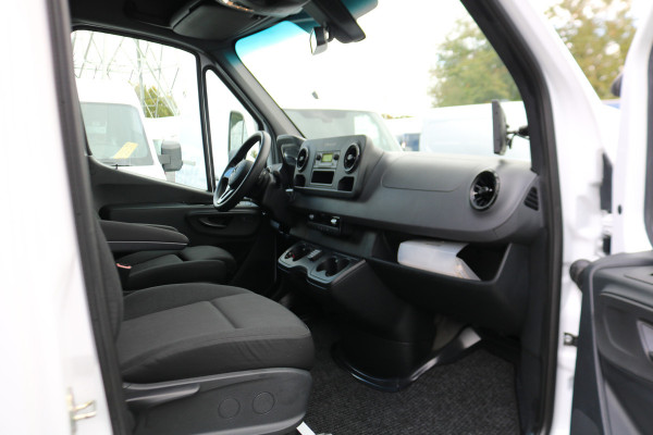 Mercedes-Benz eSprinter L2 H2 55 kWh Airco 270gr Achterdeuren