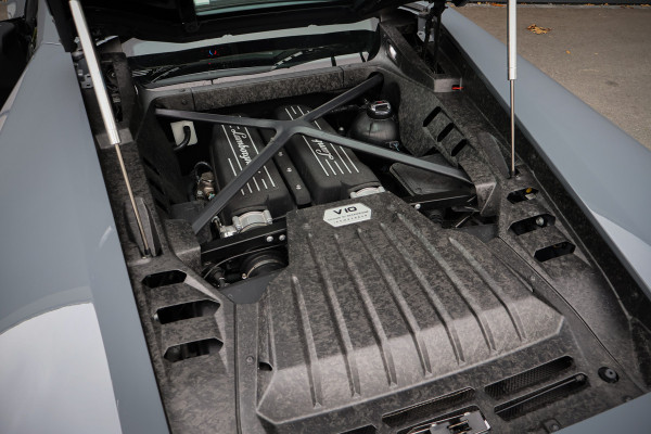 Lamborghini Huracan 5.2 V10 LP610-4 AVIO | 1 OF 250 | 1 EIGENAAR | DEALER ONDERHOUDEN | CRUISE CONTROL | STOELVERWARMING | ELEKTRISCHE STOELEN | LIF