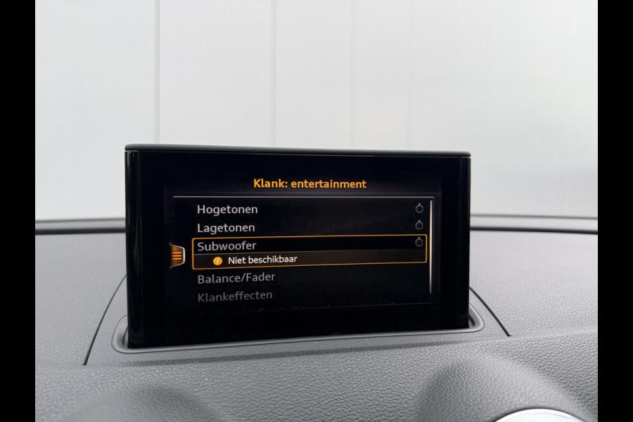 Audi A3 Limousine 2.0 TFSI 190pk quattro Sport S Line | Pano dak Audi A3 Limousine 2.0 TFSI 190pk quattro Sport S Line | Pano dak