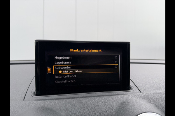 Audi A3 Limousine 2.0 TFSI 190pk quattro Sport S Line | Pano dak Audi A3 Limousine 2.0 TFSI 190pk quattro Sport S Line | Pano dak