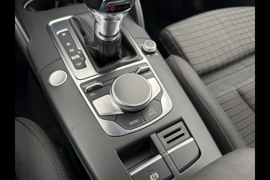 Audi A3 Limousine 2.0 TFSI 190pk quattro Sport S Line | Pano dak Audi A3 Limousine 2.0 TFSI 190pk quattro Sport S Line | Pano dak
