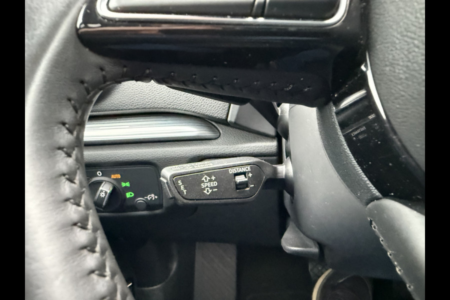 Audi A3 Limousine 2.0 TFSI 190pk quattro Sport S Line | Pano dak Audi A3 Limousine 2.0 TFSI 190pk quattro Sport S Line | Pano dak