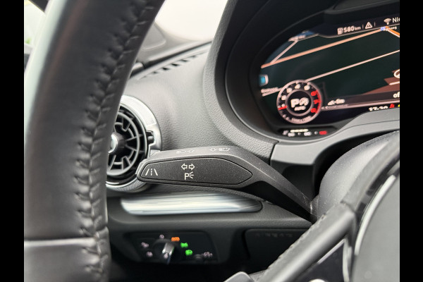 Audi A3 Limousine 2.0 TFSI 190pk quattro Sport S Line | Pano dak Audi A3 Limousine 2.0 TFSI 190pk quattro Sport S Line | Pano dak