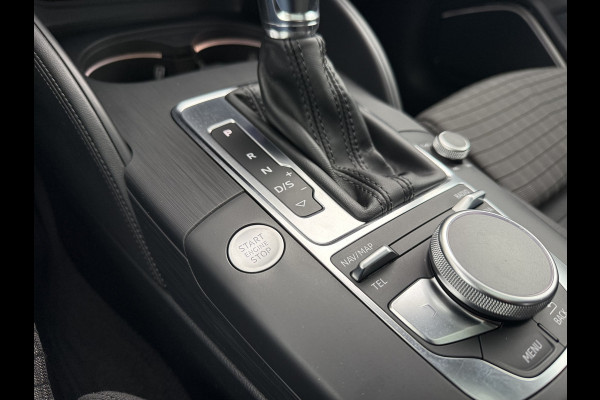 Audi A3 Limousine 2.0 TFSI 190pk quattro Sport S Line | Pano dak Audi A3 Limousine 2.0 TFSI 190pk quattro Sport S Line | Pano dak