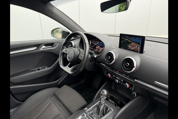 Audi A3 Limousine 2.0 TFSI 190pk quattro Sport S Line | Pano dak Audi A3 Limousine 2.0 TFSI 190pk quattro Sport S Line | Pano dak