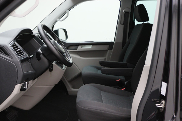 Volkswagen Transporter 2.0 TDI L2H1 DC Highline Navigatie, Cruise, Trekhaak, DAB, PDC, Bluetooth