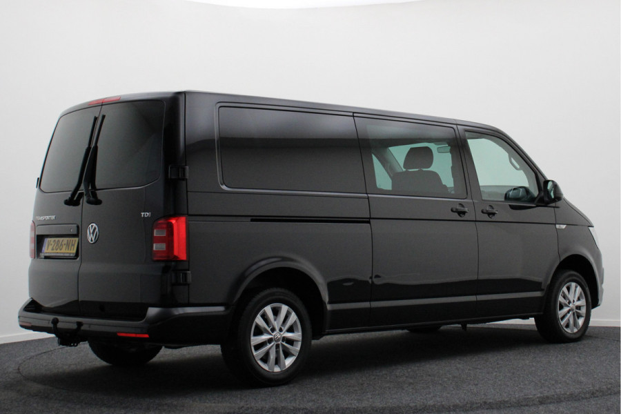 Volkswagen Transporter 2.0 TDI L2H1 DC Highline Navigatie, Cruise, Trekhaak, DAB, PDC, Bluetooth