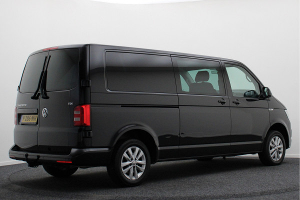 Volkswagen Transporter 2.0 TDI L2H1 DC Highline Navigatie, Cruise, Trekhaak, DAB, PDC, Bluetooth