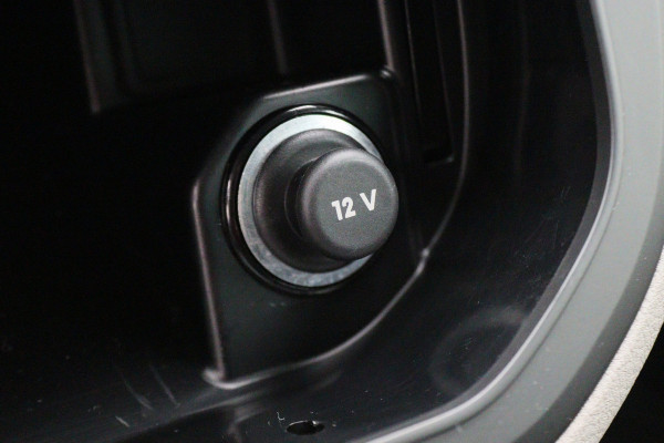 Volkswagen Transporter 2.0 TDI L2H1 DC Highline Navigatie, Cruise, Trekhaak, DAB, PDC, Bluetooth