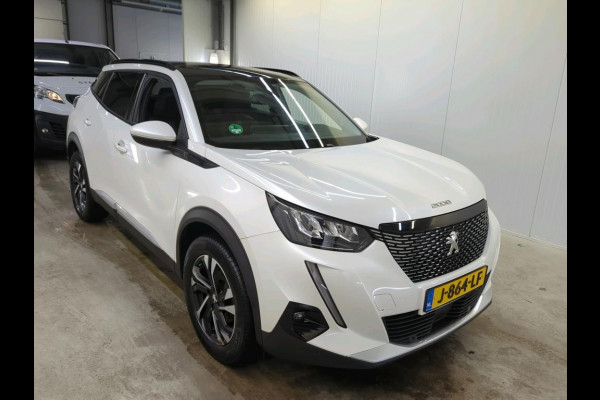 Peugeot 2008 1.2 PureTech 130pk Allure Pack Auto. Panoramadak Navigatie Apple Carplay/Android Auto Camera Parkeersensoren Adaptive Cruise Control Virtual Cockpit Climate Control Lichtmetalen velgen