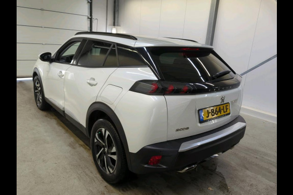 Peugeot 2008 1.2 PureTech 130pk Allure Pack Auto. Panoramadak Navigatie Apple Carplay/Android Auto Camera Parkeersensoren Adaptive Cruise Control Virtual Cockpit Climate Control Lichtmetalen velgen