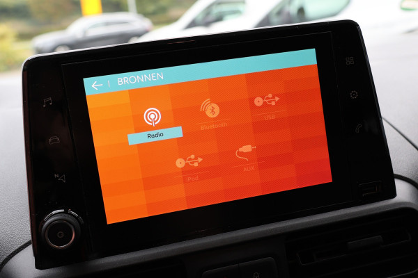 Citroën Berlingo 1.6 BlueHDI | Rolstoelbus | BPM / BTW Vrij | Marge | Navigatie | CarPlay | Airco | Cruise control | Elek. ramen | Euro 6 | Nieuwe APK | NAP Logisch | NL Auto